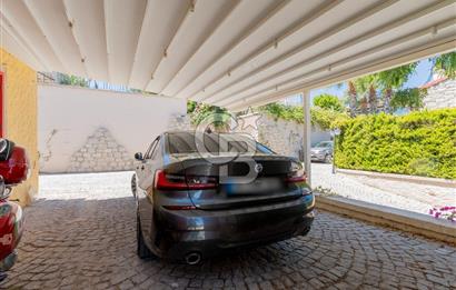 Çeşme Jardin Eden Sitesi 3+1 Müstakil Havuzlu Satılık Villa