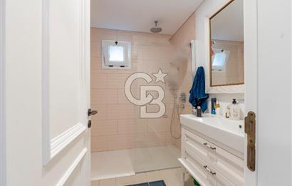 Çeşme Jardin Eden Sitesi 3+1 Müstakil Havuzlu Satılık Villa
