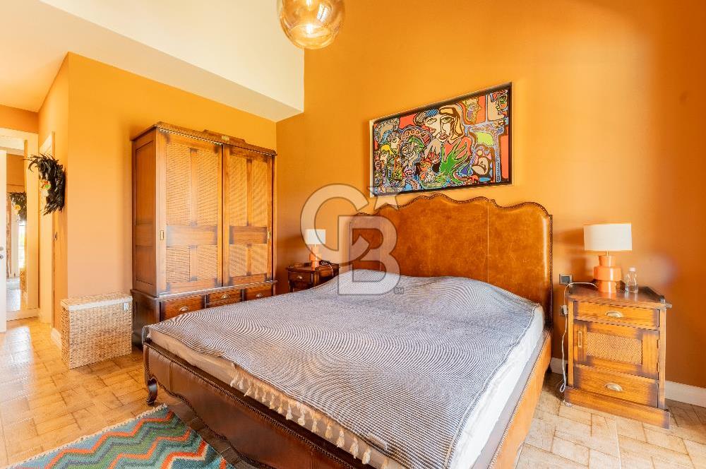 Çeşme Jardin Eden Sitesi 3+1 Müstakil Havuzlu Satılık Villa