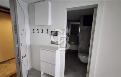 Gaziemir Kubilay Caddesinde Kiralık Donanımlı 1+1 Yeni Daire
