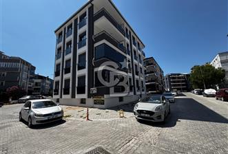 Sarımsaklı'nın Kalbinde 1 Yaşında Kapalı Garajlı 2+1 Daire