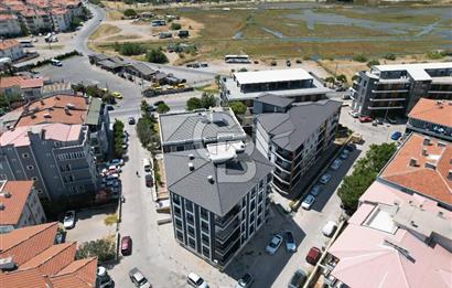 Sarımsaklı'nın Kalbinde 1 Yaşında Kapalı Garajlı 2+1 Daire