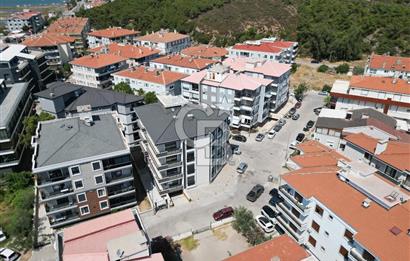 Sarımsaklı'nın Kalbinde 1 Yaşında Kapalı Garajlı 2+1 Daire