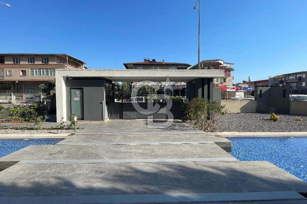 Ege Serbest Bölgesi Yakını, Havuzlu Sitede 1+1 Kiralık Daire