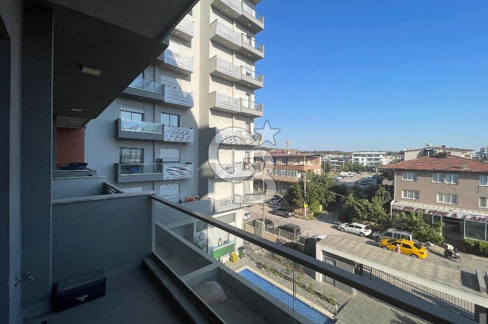 Ege Serbest Bölgesi Yakını, Havuzlu Sitede 1+1 Kiralık Daire