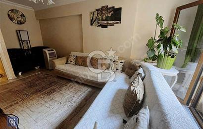 Zümrütevler mahallesinde Ara Kat 2+1 Satılık Daire 