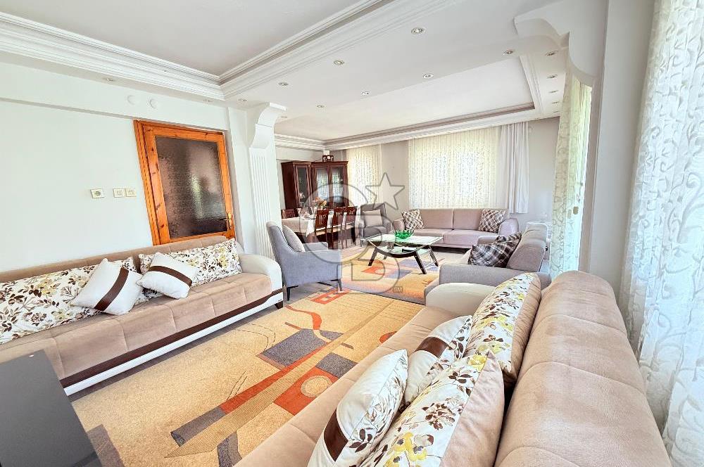 Yunusemre Mh. Satılık Site İçi Geniş 2+1 130m2 Daire