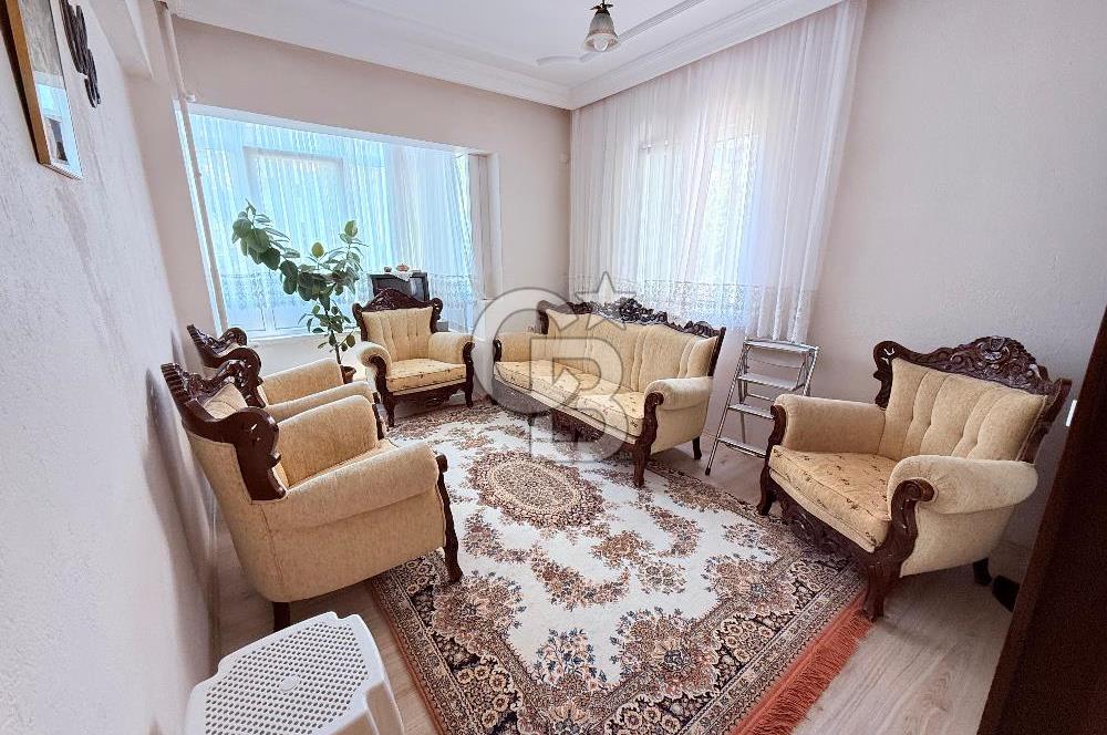 Yunusemre Mh. Satılık Site İçi Geniş 2+1 130m2 Daire