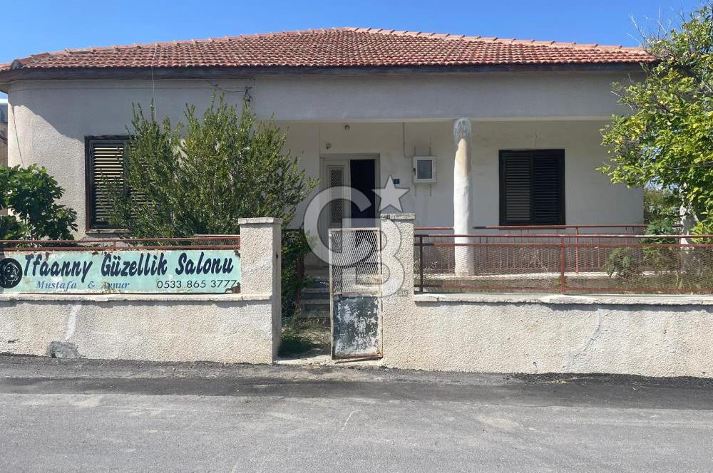 İskele Merkez’in Kalbinde Geniş 5+1 Müstakil Ev – Konut veya İş Yeri İçin Uygun