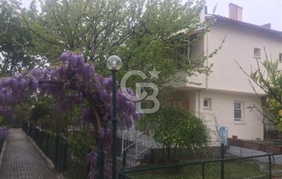 3 TARAFI BAHÇELİ TRİBLEKS VİLLA