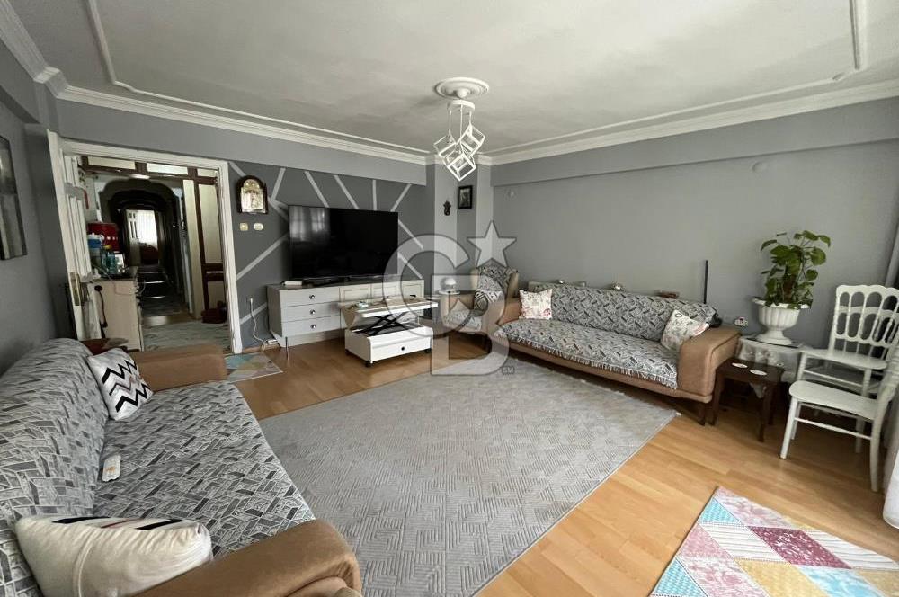 KARŞIYAKA ÇARŞIDA 3+1 SATILIK DAİRE
