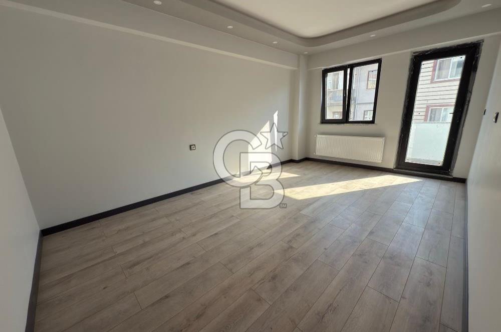 ÇANAKKALE MERKEZ BARBAROS MAHALLESİ CADDE ÜZERİ SIFIR 2+1 DAİRE!