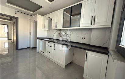 ÇANAKKALE MERKEZ BARBAROS MAHALLESİ CADDE ÜZERİ SIFIR 2+1 DAİRE!