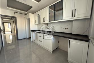 ÇANAKKALE MERKEZ BARBAROS MAHALLESİ CADDE ÜZERİ SIFIR 2+1 DAİRE!