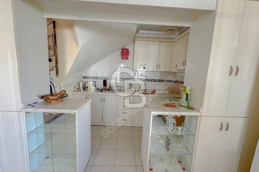 KADINLAR DENİZİ MAHALLESİNDE DENİZE 500 METRE SATILIK VİLLA