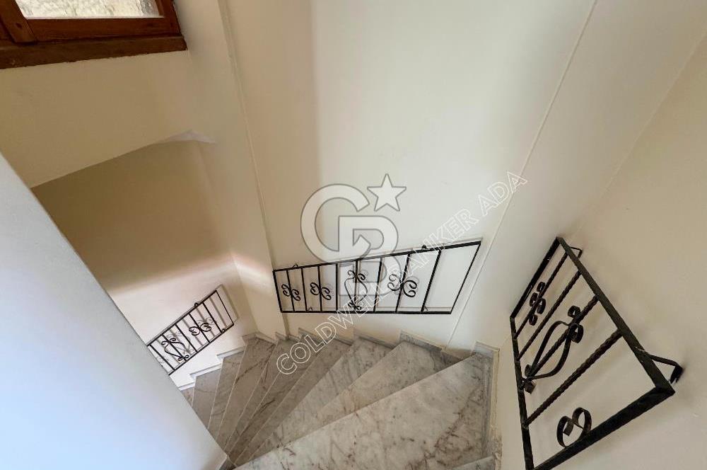 KADINLAR DENİZİ MAHALLESİNDE DENİZE 500 METRE SATILIK VİLLA