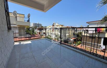 KADINLAR DENİZİ MAHALLESİNDE DENİZE 500 METRE SATILIK VİLLA