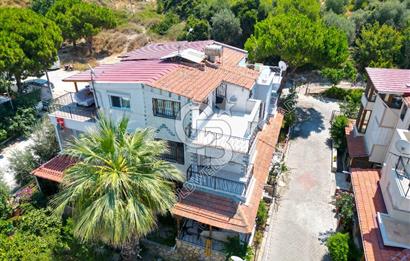 KADINLAR DENİZİ MAHALLESİNDE DENİZE 500 METRE SATILIK VİLLA