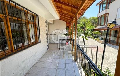 KADINLAR DENİZİ MAHALLESİNDE DENİZE 500 METRE SATILIK VİLLA