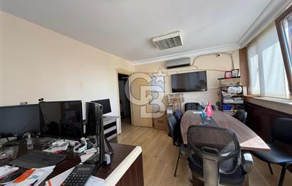 Prestijli İş Merkezinde Kiracılı 2+1 Ofis Kadıköy Yatırımlık