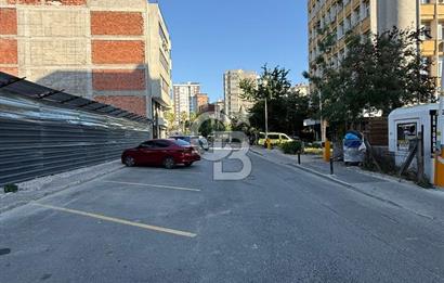 Prestijli İş Merkezinde Kiracılı 2+1 Ofis Kadıköy Yatırımlık