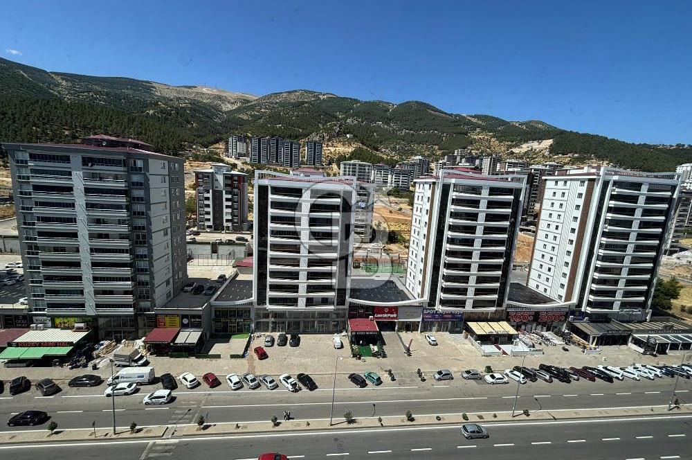 CB'DEN HÜRRİYET'TE SOSYAL DONATILI SATILIK LÜKS GENİŞ 4+1 DAİRE