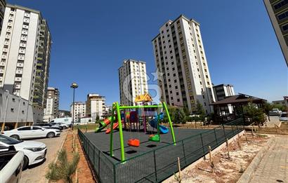 CB'DEN HÜRRİYET'TE SOSYAL DONATILI SATILIK LÜKS GENİŞ 4+1 DAİRE