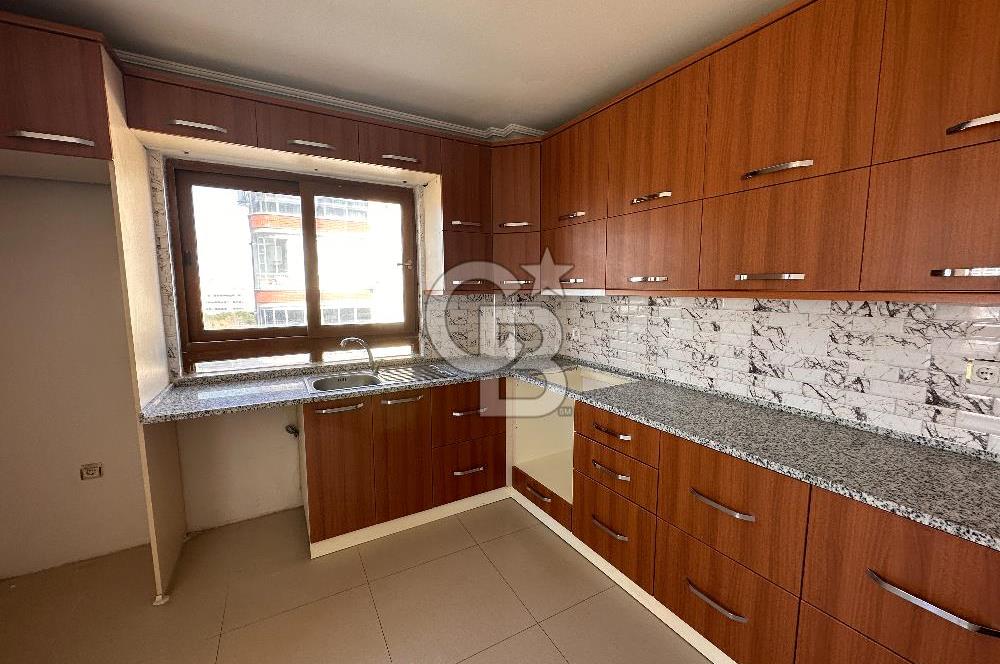 UNCUBOZKÖY'DE DAĞ VE ŞEHİR MANZARALI KİRALIK 5+1 FERAH DAİRE