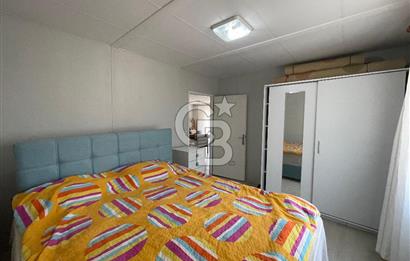 Menderes Çamönünde Havuzlu,Full Eşyalı 2+1 Prefabrik Ev ve Arsa