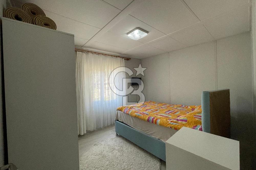 Menderes Çamönünde Havuzlu,Full Eşyalı 2+1 Prefabrik Ev ve Arsa