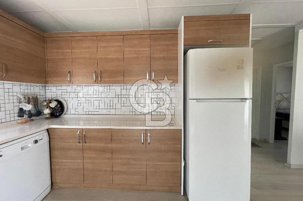 Menderes Çamönünde Havuzlu,Full Eşyalı 2+1 Prefabrik Ev ve Arsa