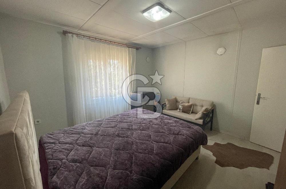 Menderes Çamönünde Havuzlu,Full Eşyalı 2+1 Prefabrik Ev ve Arsa