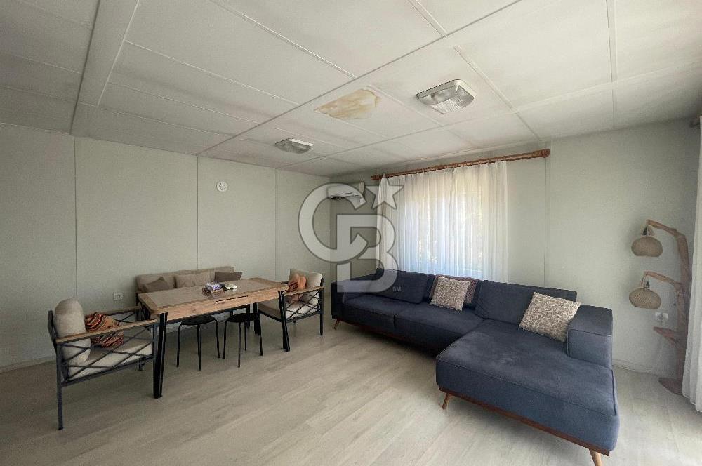 Menderes Çamönünde Havuzlu,Full Eşyalı 2+1 Prefabrik Ev ve Arsa