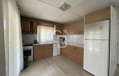 Menderes Çamönünde Havuzlu,Full Eşyalı 2+1 Prefabrik Ev ve Arsa