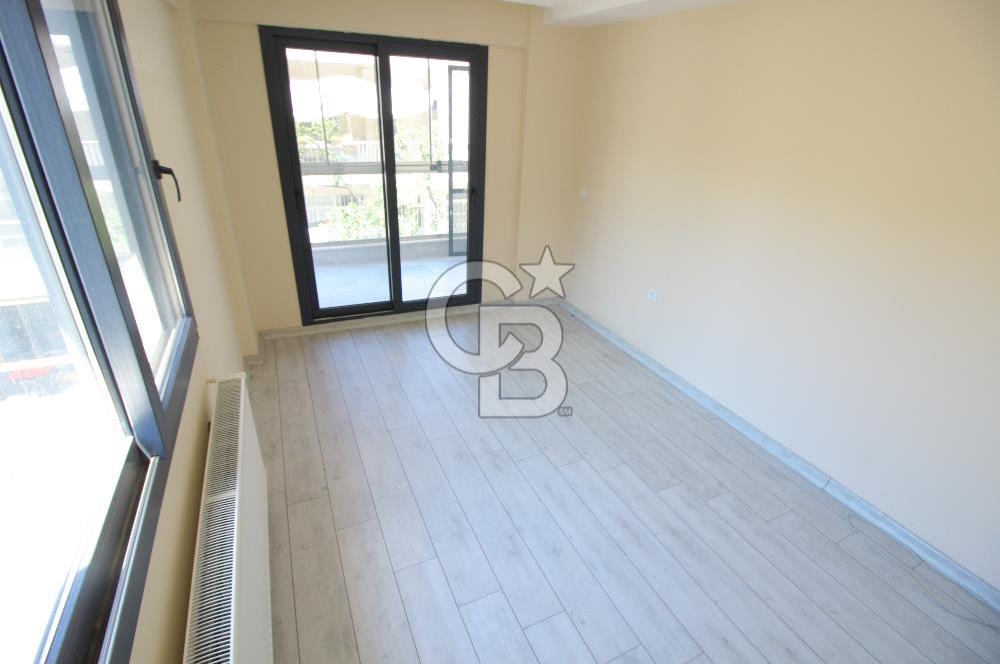BALÇOVA EĞİTİM MAHALLESİNDE SATILIK ARA KAT FIRSAT DAİRE 