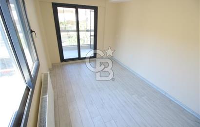 BALÇOVA EĞİTİM MAHALLESİNDE SATILIK ARA KAT FIRSAT DAİRE 