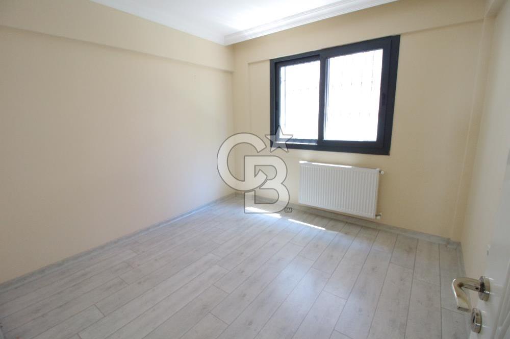 BALÇOVA EĞİTİM MAHALLESİNDE SATILIK ARA KAT FIRSAT DAİRE 