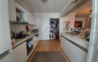 ATAŞEHİR YENİŞEHİR DE GÜVENLİKLİ HAVUZLU SİTEDE 3+1 SATILIK DAİRE 