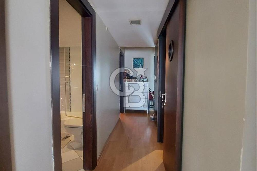 ATAŞEHİR YENİŞEHİR DE GÜVENLİKLİ HAVUZLU SİTEDE 3+1 SATILIK DAİRE 