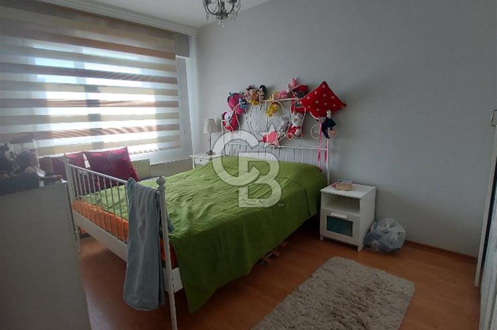 ATAŞEHİR YENİŞEHİR DE GÜVENLİKLİ HAVUZLU SİTEDE 3+1 SATILIK DAİRE 