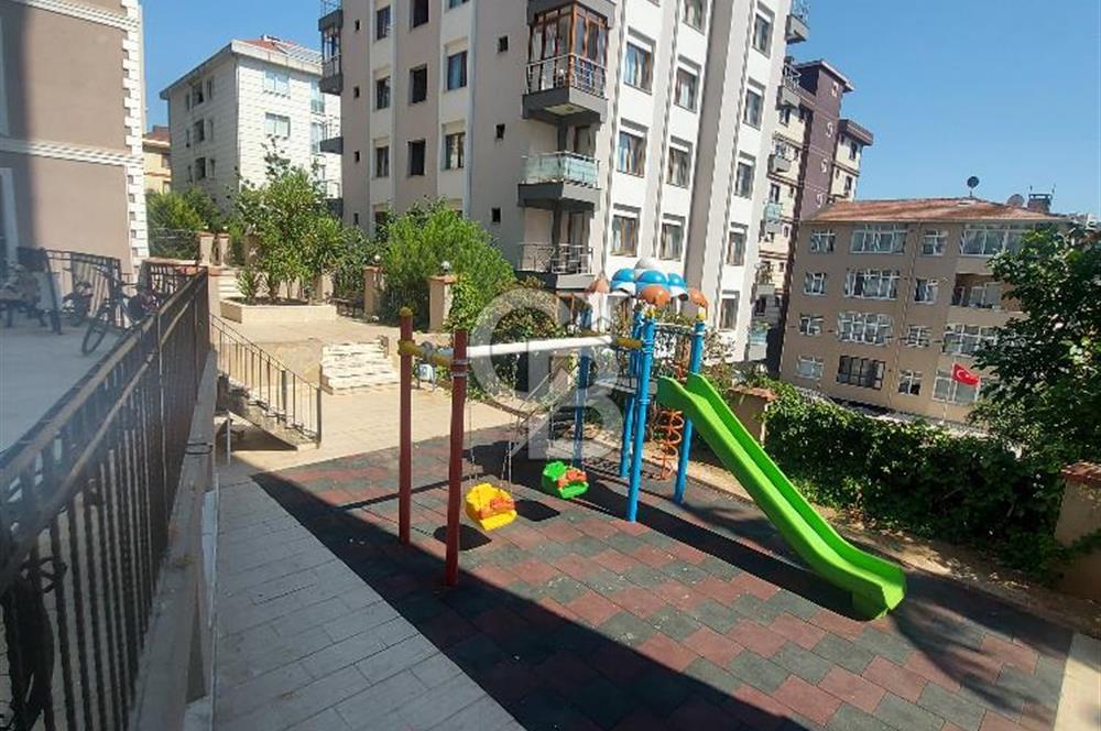ATAŞEHİR YENİŞEHİR DE GÜVENLİKLİ HAVUZLU SİTEDE 3+1 SATILIK DAİRE 
