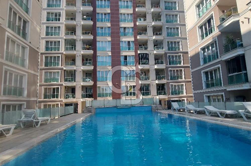 ATAŞEHİR YENİŞEHİR DE GÜVENLİKLİ HAVUZLU SİTEDE 3+1 SATILIK DAİRE 