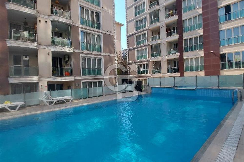 ATAŞEHİR YENİŞEHİR DE GÜVENLİKLİ HAVUZLU SİTEDE 3+1 SATILIK DAİRE 