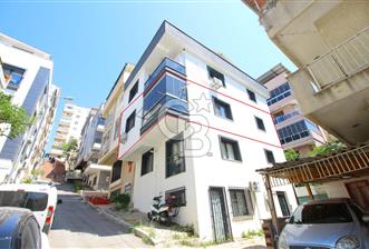 BALÇOVA EĞİTİM MAHALLESİNDE SATILIK ARA KAT FIRSAT DAİRE 