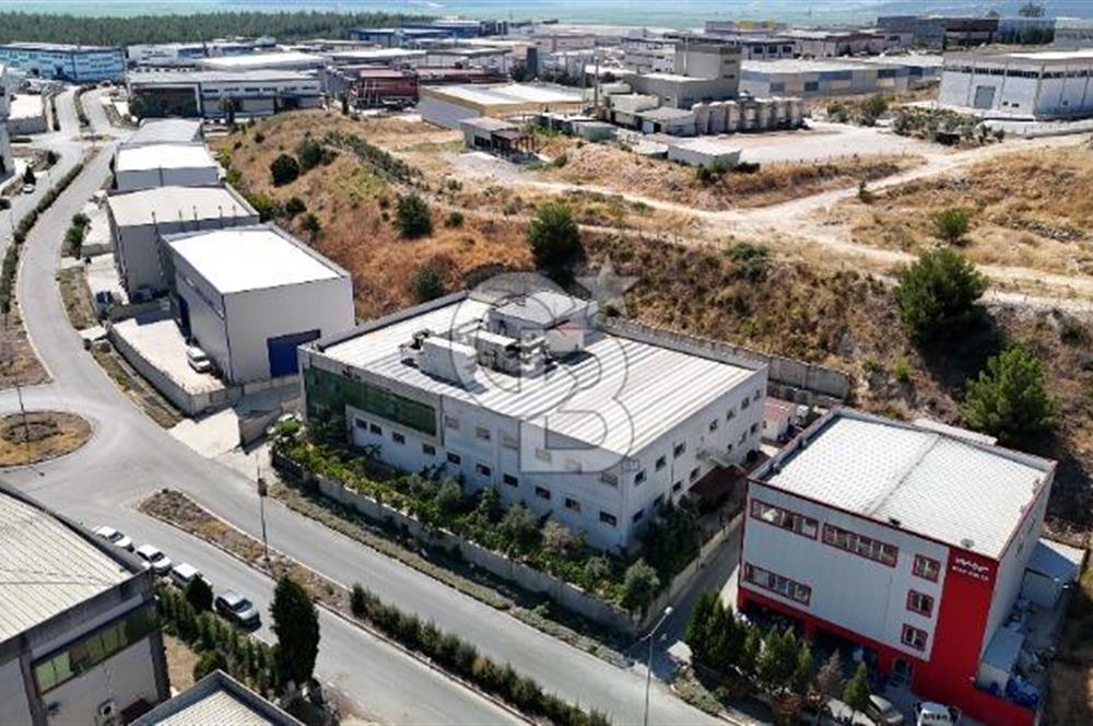 İzmir İTOP OSB'de Satılık Köşe Parsel Fabrika