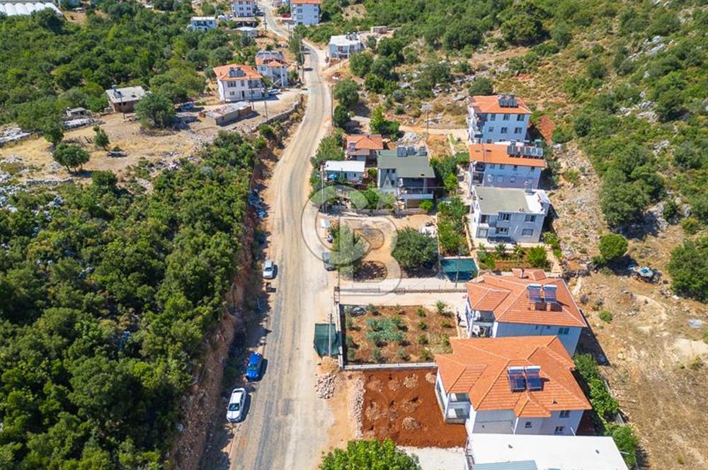 CB ARDENDEN ANTALYA KAŞ AĞULLUDA 2 KATLI BAHÇELİ SATILIK EV