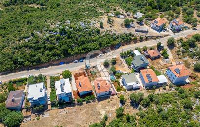CB ARDENDEN ANTALYA KAŞ AĞULLUDA 2 KATLI BAHÇELİ SATILIK EV