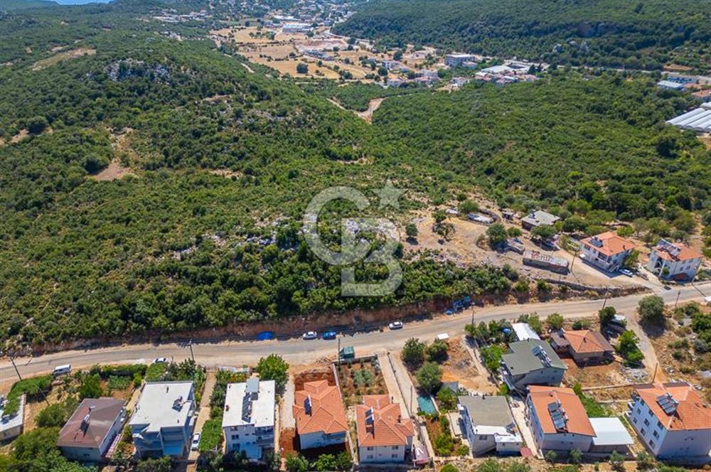CB ARDENDEN ANTALYA KAŞ AĞULLUDA 2 KATLI BAHÇELİ SATILIK EV
