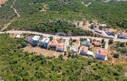 CB ARDENDEN ANTALYA KAŞ AĞULLUDA 2 KATLI BAHÇELİ SATILIK EV