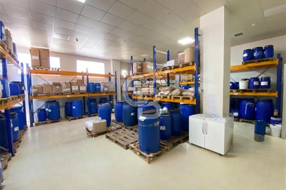 İzmir İTOP OSB'de Satılık Köşe Parsel Fabrika